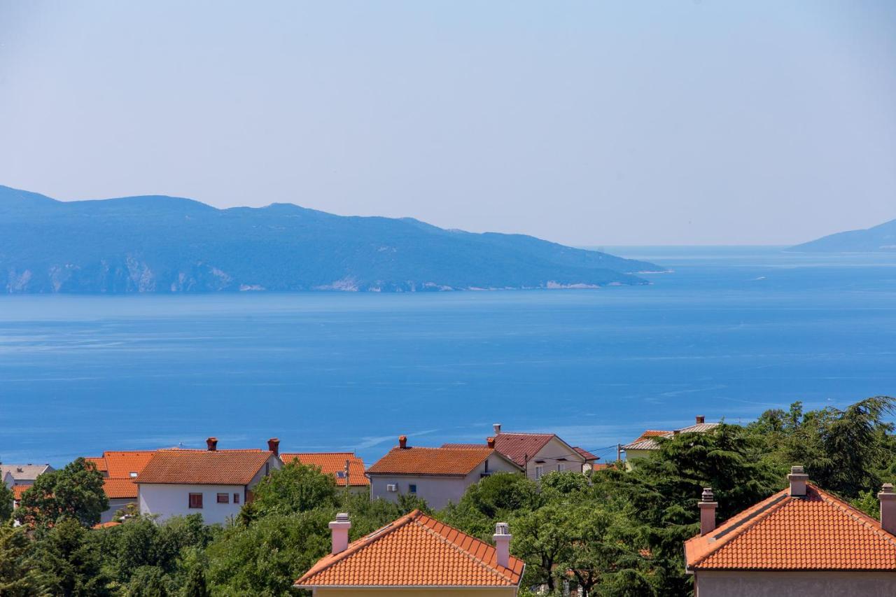 Apartment Magda With A Parking Space And Sea View Rijeka Luaran gambar