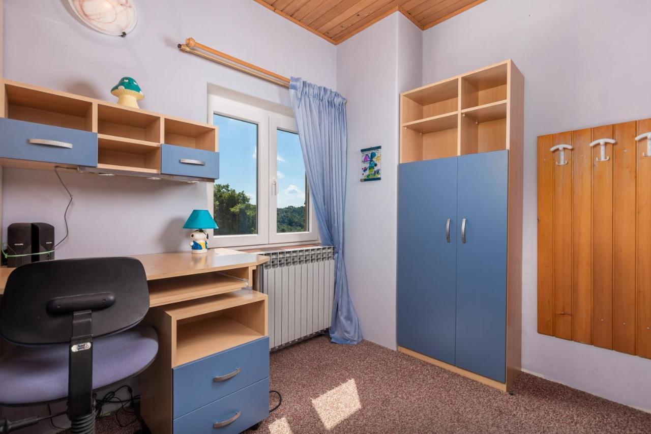 Apartment Magda With A Parking Space And Sea View Rijeka Luaran gambar