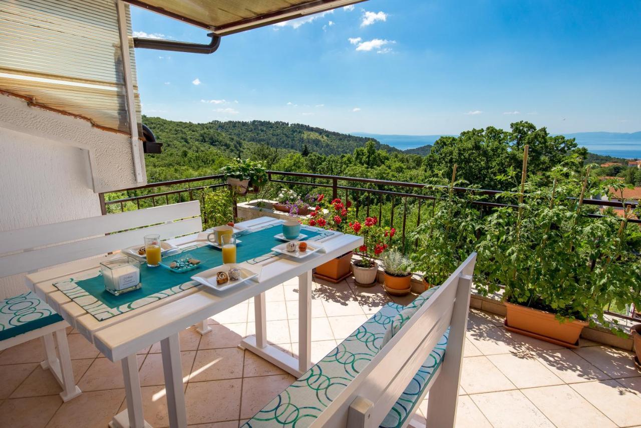 Apartment Magda With A Parking Space And Sea View Rijeka Luaran gambar